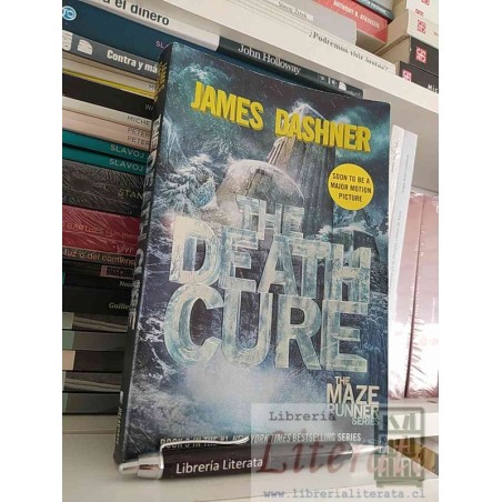 The Death Cure Maze Runner James Dashner Ed. Delacorte Press EN INGLÉS
