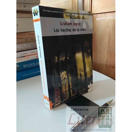Los hechos de la vida Graham Joyce Ed. Puzzle 349 páginas