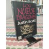 Los nueve dragones Justin Scott Ed Plaza & Janés 441 páginas  formato grande