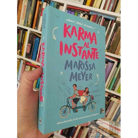 Karma al instante  Marissa Meyer  VR YA 518 páginas