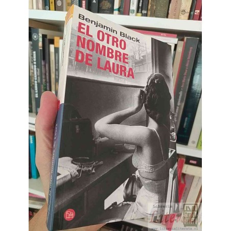 El otro nombre de Laura Benjamin Black Ed. Punto de lectura 417 páginas