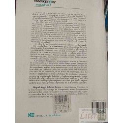 Diseño y desarrollo curricular  Miguel A Zabalza  Sexta edición, Narcea 311 páginas formato grande