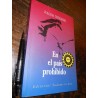 En El País Prohibido Volodia Teitelboim Ed. Sudamericana 15x