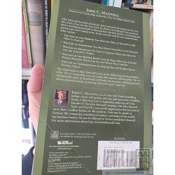 The 15 invaluable laws of growth  John C Maxwell Center Street EN INGLES live them and reach your potential