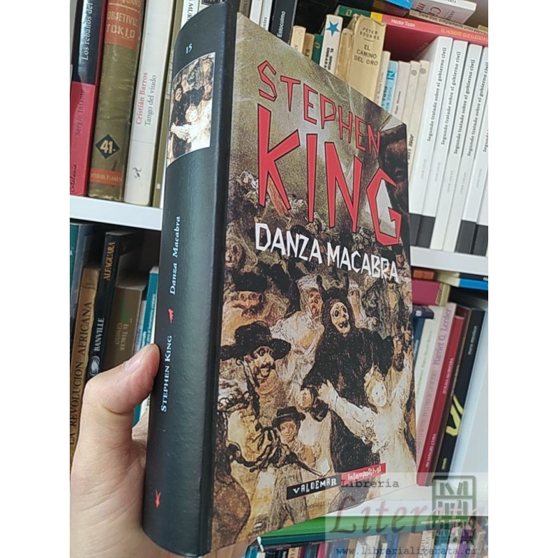Danza macabra  Stephen King  Valdemar Intempestivas formato grande tapas duras 616 páginas