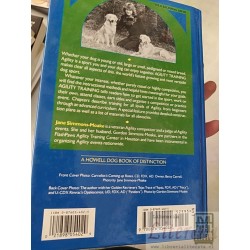 Agility training the fun sport for all dogs Jane Simmons-Moake Howell Book House tapas duras EN INGLES 236 páginas