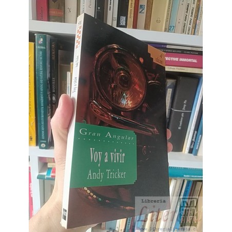 Voy a Vivir Andy Tricker Cuarta Edición Gran Angular SM