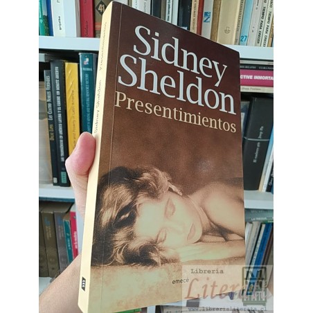 Presentimientos Sidney Sheldon Emecé formato grande 349 páginas