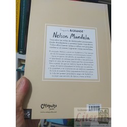 Nelson Mandela (pequeño y grande) María Isabel Sánchez Vegara Ilustrado por Alison Hawkins Catapulta Junior tapas duras