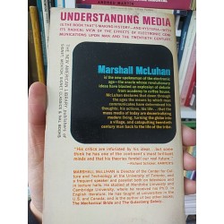 Understanding media: the extensions of man Marshall McLuhan Signet