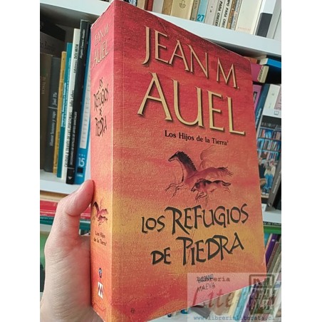 Los hijo de la Tierra Los refugios de piedra Jean M Auel Océano Maeva formato grande 830 páginas