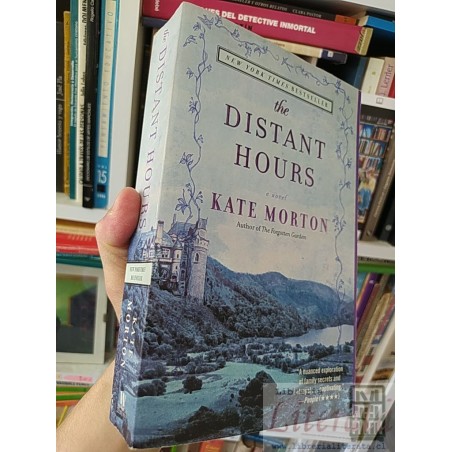 The distant hours Kate Morton Washington Square Press NEW YORK TIMES BESTSELLER EN INGLES