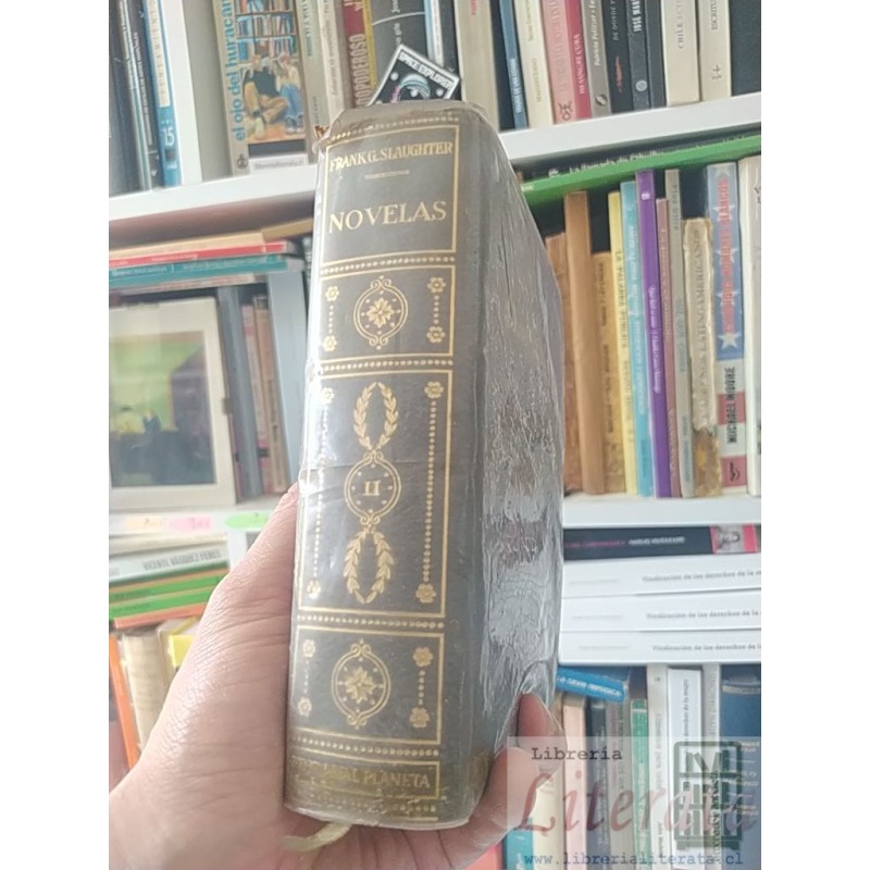 Novelas 2 Frank G Slaughter Editorial Planeta Barcelona tapas duras 1916 páginas