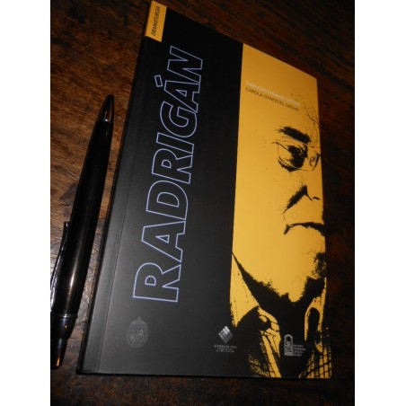 Radrigán Carola Oyarzún Editora Ensayos Críticos Ed. Univers